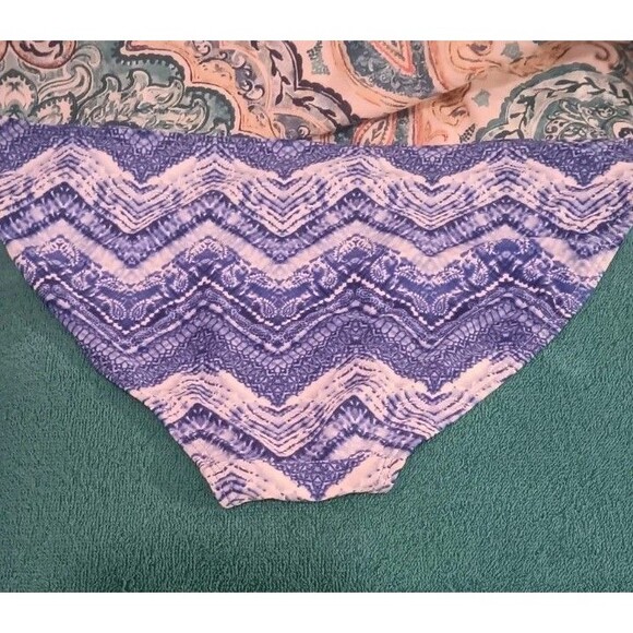 New With Tags  OP Size Medium Blue And White Geometric Print  Swimsuit Bottoms - Picture 3 of 3